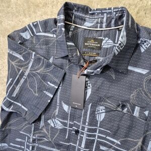 Quiksilver Waterman Shirt Mens Small Blue Paddle Board Button Up Camp Hawaiian